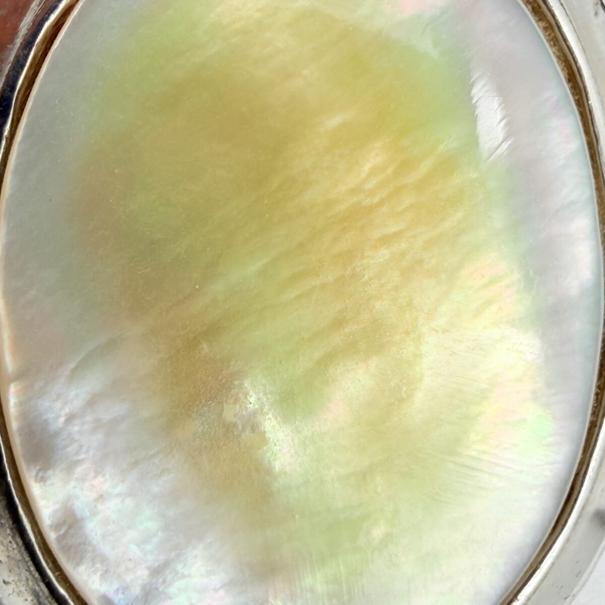 Alternative view of Carnelian and Yellow Shell Silver Pendant