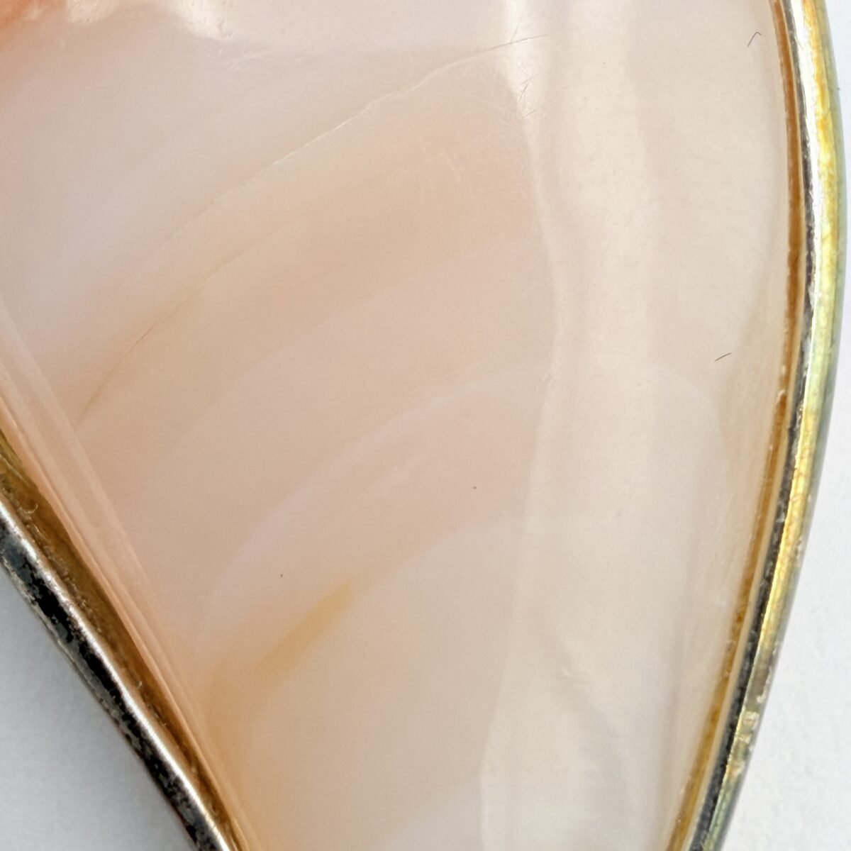 Alternative view of pink pendant