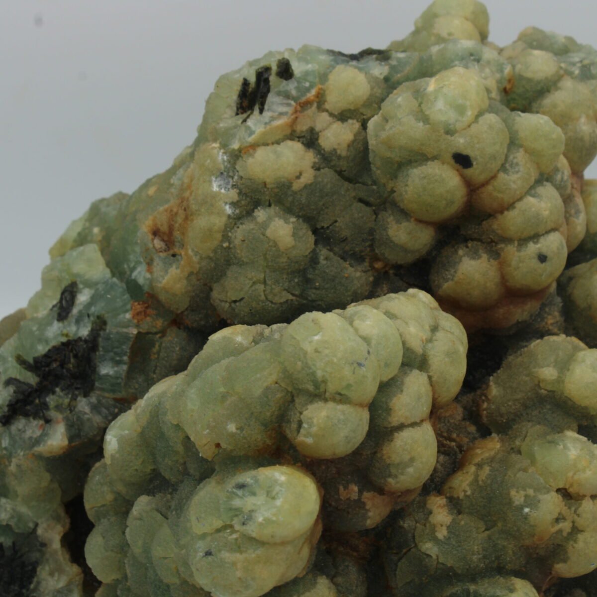 Alternative view of Flower shaped prehnite 12.6 kg