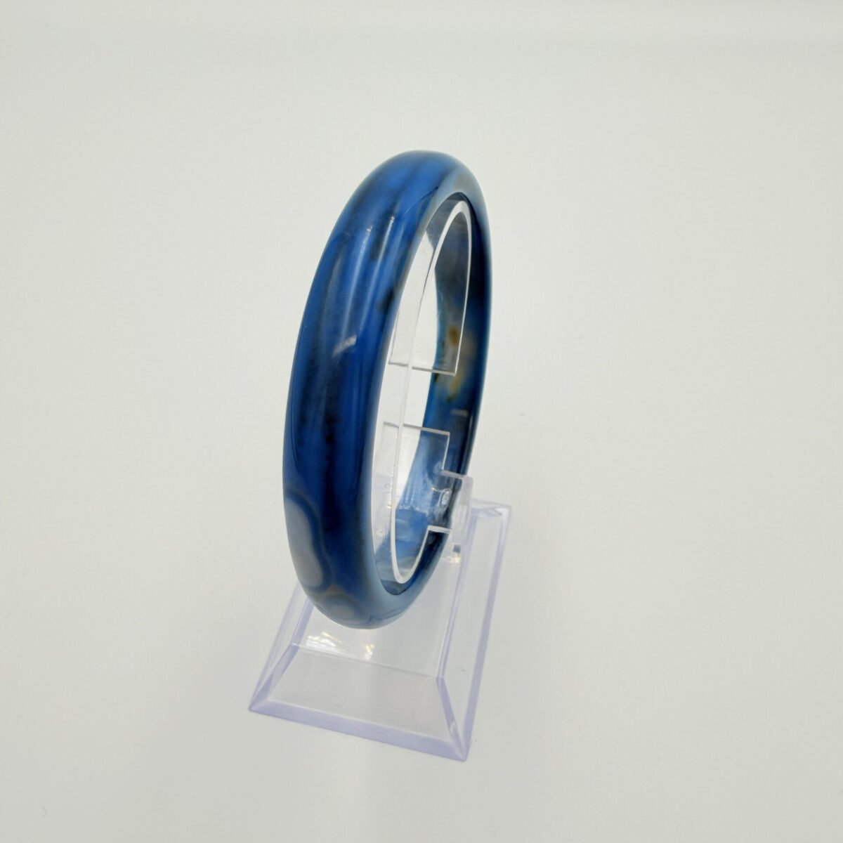 Alternative view of Deep Ocean Blue Agate Bangle