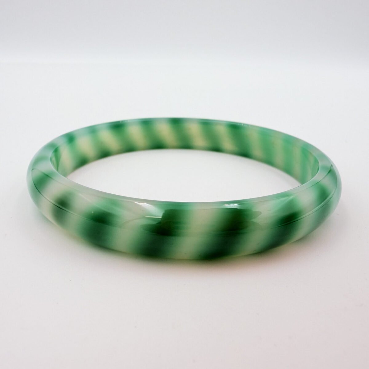 Zebra-Striped Green and White Agate Bangle